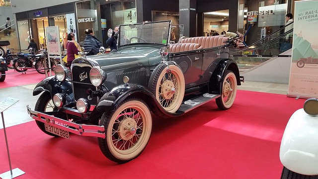 Vintage Car 694503 640