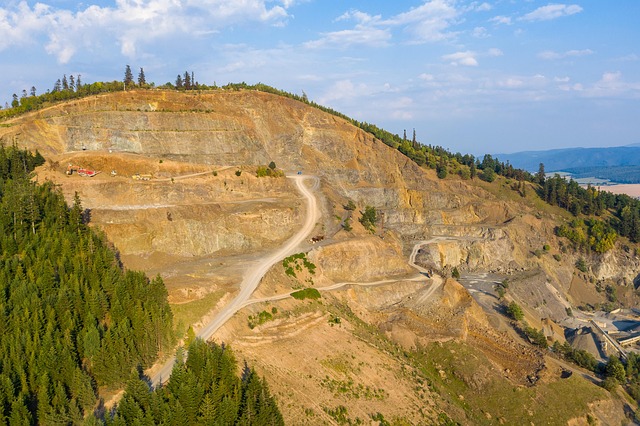 Quarry 7431303 640